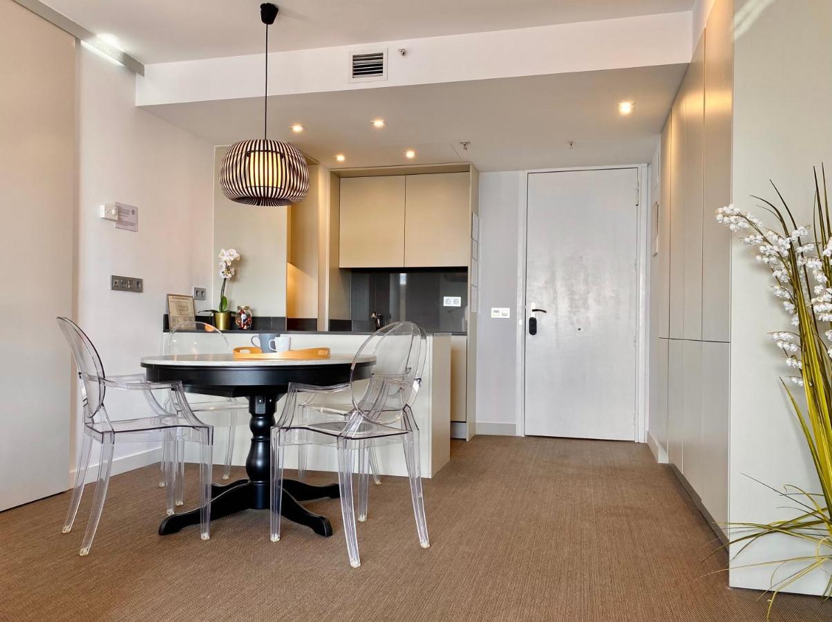 Charming Eurobuilding Skyline Madrid Apartment Exterior photo